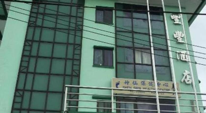 Hotel Hung Hung Кучинг Екстериор снимка