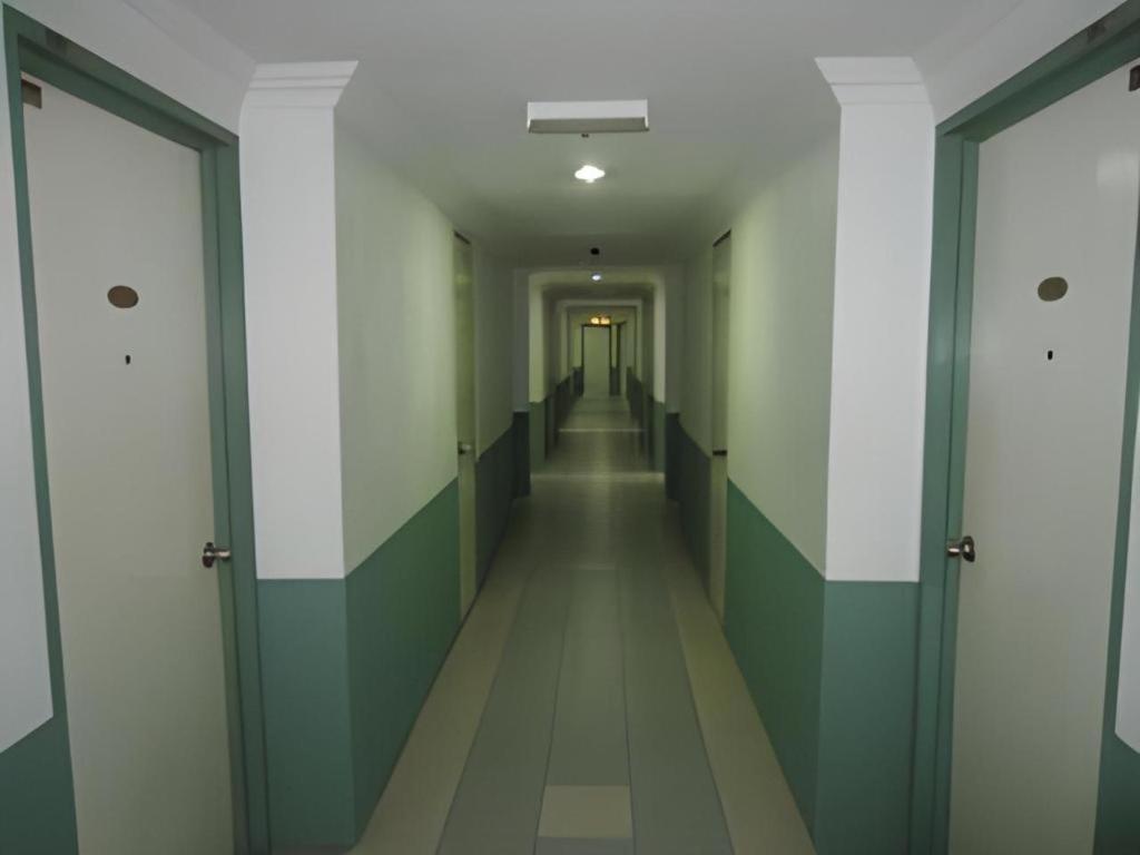 Hotel Hung Hung Кучинг Екстериор снимка